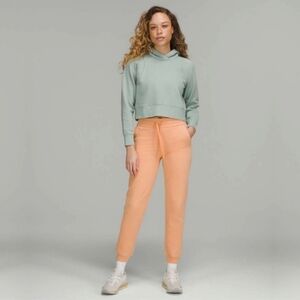 Lululemon Loungeful Cropped Hoodie Loungewear Travel Size 8 Skater